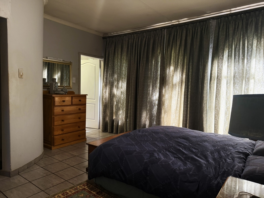 4 Bedroom Property for Sale in Potchefstroom North West